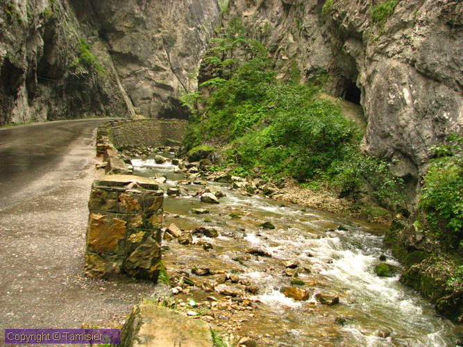 2008-08-30 17-10-43.JPG - 2008-RO>Ri Lacul Rosu-Bicaz Klamm